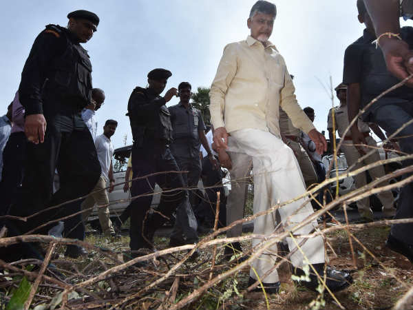 ఇక్కడే ఉంటా...సిఎం భరోసా ఇక్కడే ఉంటా...సిఎం భరోసా