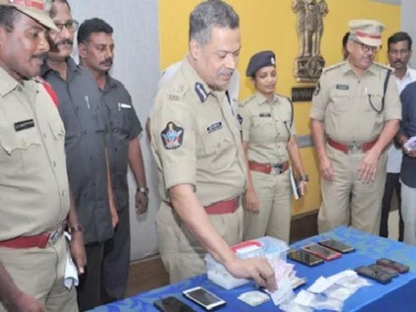 వెంటనే...సమాచారం ఇవ్వండి
