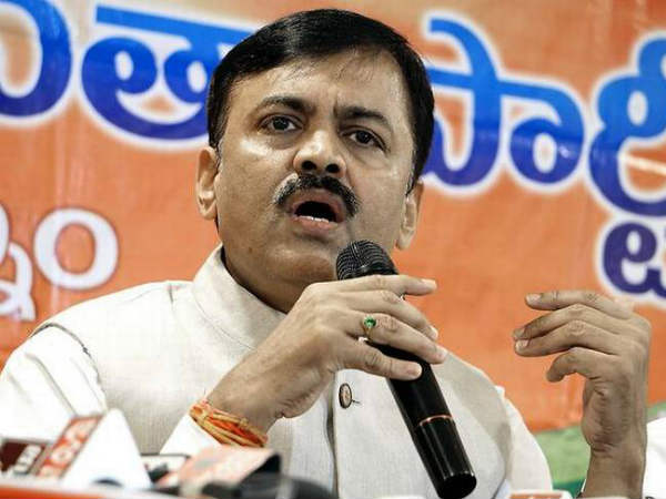 అందుకే...కోర్టుకు