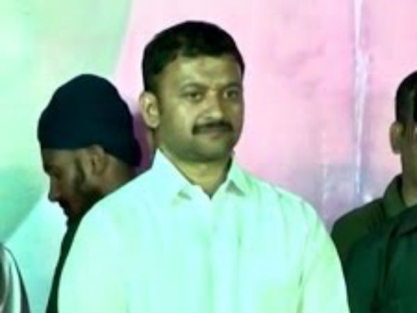 పార్టీ టికెట్ ఇవ్వ‌క‌పోతే స్వతంత్ర్య అభ్య‌ర్థిగా పోటీ..! పార్టీ పై తీవ్ర ఆగ్ర‌హంతో ఉన్న హ‌రీష్ రెడ్డి..!!