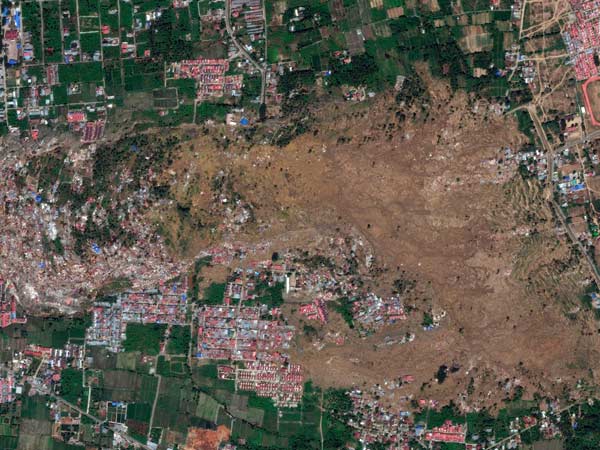 Indonesia tsunami: Death toll rises to nearly 1,407 Indonesia tsunami: Death toll rises to nearly 1,407