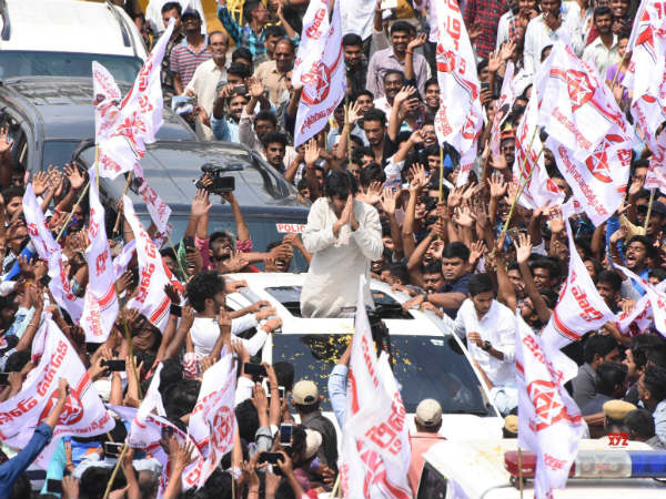 ఉత్సాహం నింపిన పద.. పద.. పాట