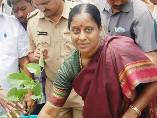 ప‌రాకాల‌లో రాజ‌కీయ టెన్ష‌న్..! కొండా సురేఖ ఎంట్రీతో చెల‌రేగిన ఉత్కంఠ‌..!!