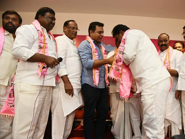  60రోజులు టీఆర్ఎస్‌తో ఉంటే.. 60నెలలు మీ కోసం పనిచేస్తాం
