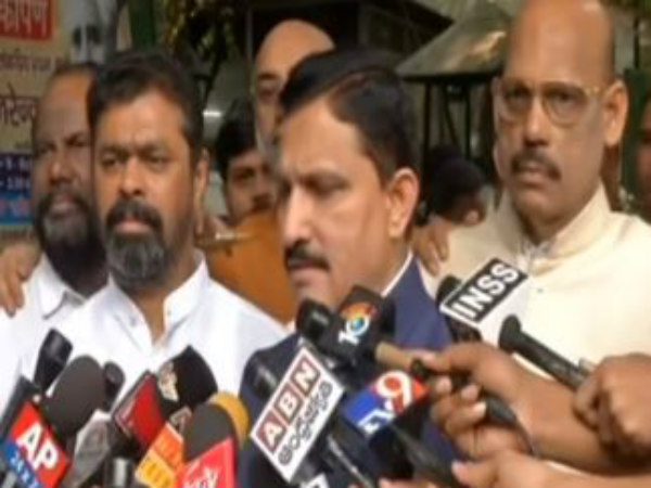 జీవీఎల్‌పై ఎంపీల ఫైర్