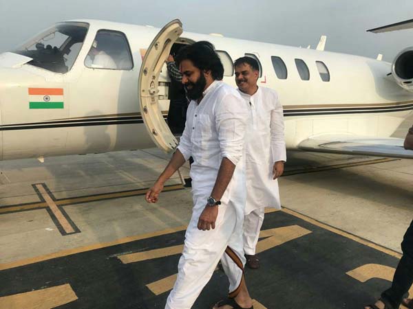  వైసీపీలోకి వెళ్తారనీ ప్రచారం కానీ, నాడే పవన్‌తో భేటీ