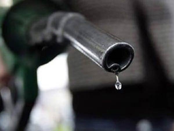 Petrol, diesel prices increase in Delhi, Mumbai Petrol, diesel prices increase in Delhi, Mumbai