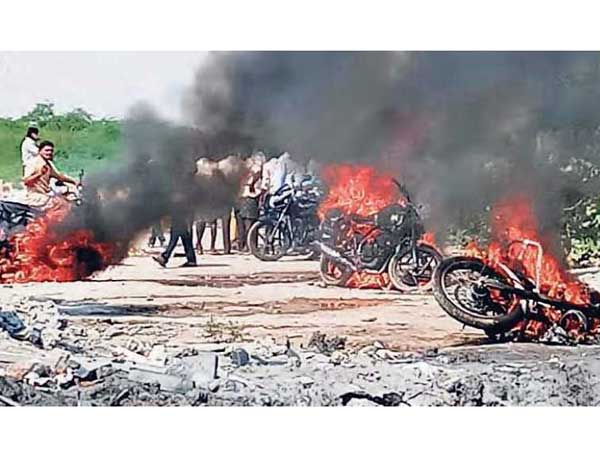  ఘర్షణలు...కేసుల నమోదు... 