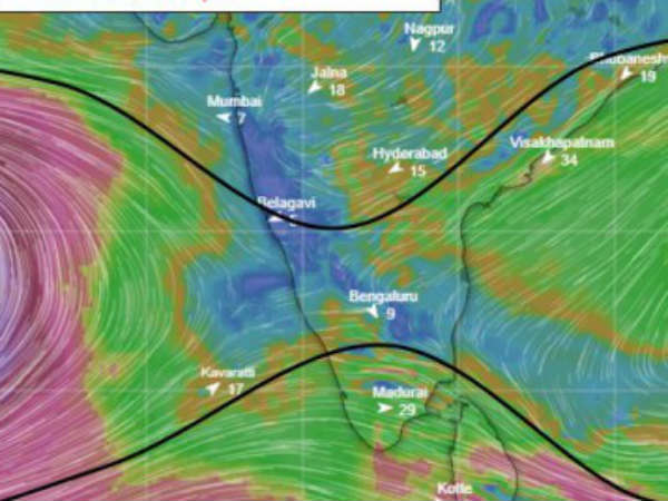 రెండు సముద్రాలు...రెండు తుఫాన్లు