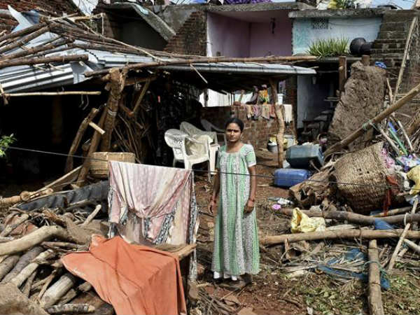 జీవనాధారాన్ని తుడిచిపెట్టేసింది..