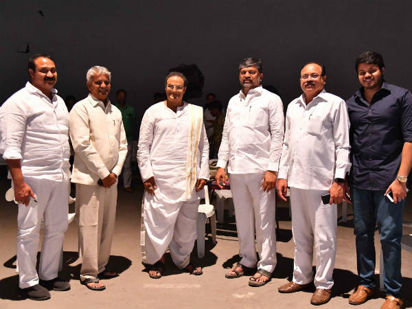 బాలకృష్ణతో టీటీడీపీ నేతలు