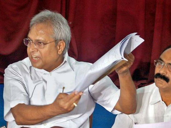 పోలవరంపై...వాళ్లే నవ్వుతున్నారు పోలవరంపై...వాళ్లే నవ్వుతున్నారు