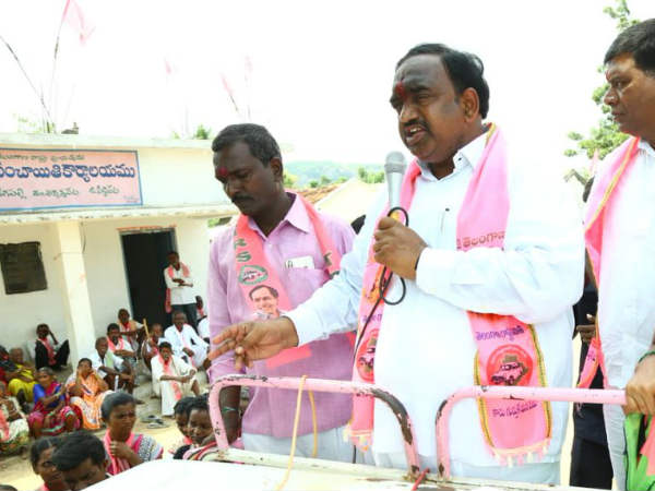 ఉద్రిక్తత.. పోలీసుల రంగప్రవేశం