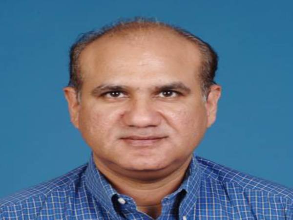 మద్యం సేవించి విమానం నడిపేందుకు సిద్ధమైన పైలట్ మద్యం సేవించి విమానం నడిపేందుకు సిద్ధమైన పైలట్