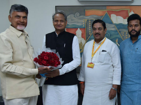 అమరావతిలో తయారైన కాంగ్రెస్ అభ్యర్థుల జాబితా