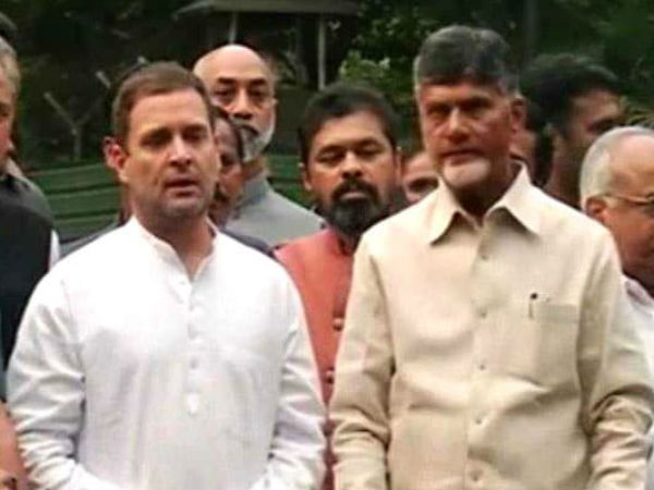 రాహుల్ పక్కన నడిచేందుకు అత్యుత్సాహం చూపిన సీఎం రమేష్