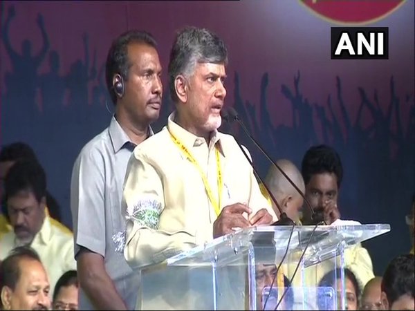 కేసీఆర్ చిన్నమోడీ