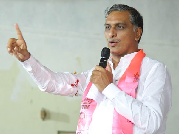 స‌హ‌నం కోల్పోయిన హ‌రీష్..! సాటి నేత‌ల‌పై అనుచిత వ్యాఖ్య‌లు..!!