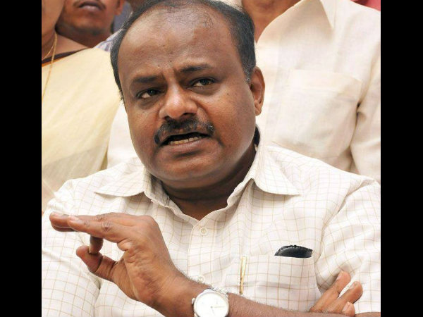 నోరు అదుపులో పెట్టుకో