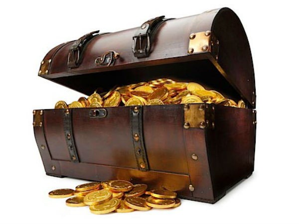 గుప్తనిధుల కోసం...గ్యాంగ్ లీడర్ అయిన గృహిణి గుప్తనిధుల కోసం...గ్యాంగ్ లీడర్ అయిన గృహిణి