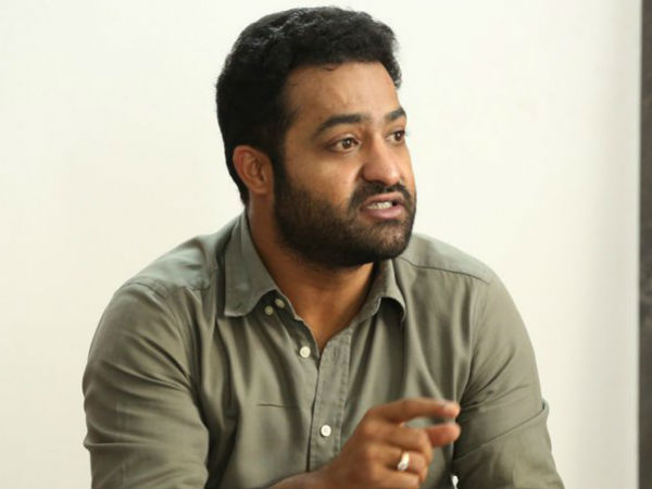  అక్క గెలుపుకు త‌మ్ముడి స‌హాకారం కావాలంటున్న అభిమానులు..! స్పందించ‌ని జూనియ‌ర్ వ‌ర్గం..!!