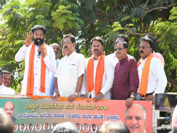 నేను 108 అంబులెన్స్ నేను 108 అంబులెన్స్