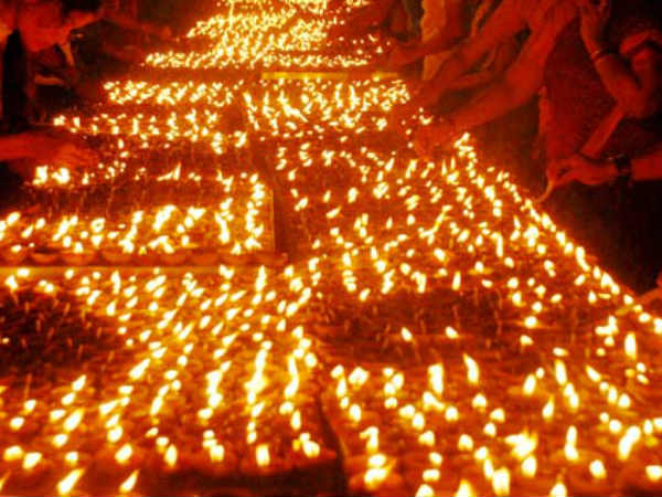 devotees rush to temples on karthika pournami devotees rush to temples on karthika pournami