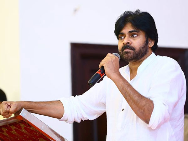పవన్ కళ్యాణ్ సామాజికవర్గం ఎక్కువే కానీ