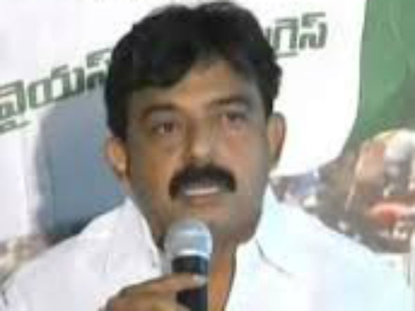 చంద్రబాబును మళ్లీ అధికారంలోకి తెచ్చేందుకే పవన్ ప్రయత్నం చంద్రబాబును మళ్లీ అధికారంలోకి తెచ్చేందుకే పవన్ ప్రయత్నం