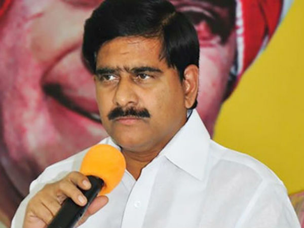 ఇద్దరికీ...సిఎం పదవి పిచ్చి