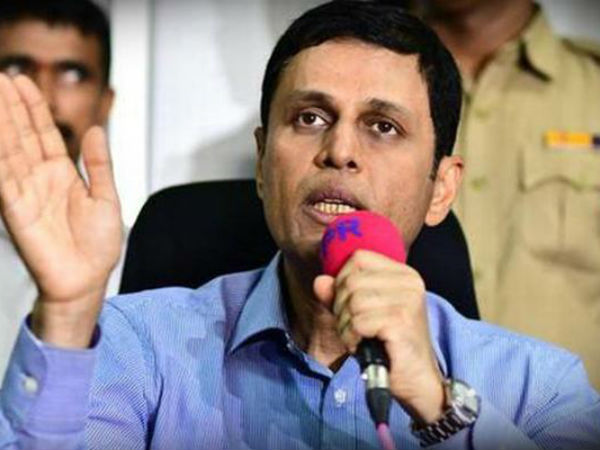 కోడ్ ఉల్లంఘనపై కేసులు, నోటీసులు కోడ్ ఉల్లంఘనపై కేసులు, నోటీసులు