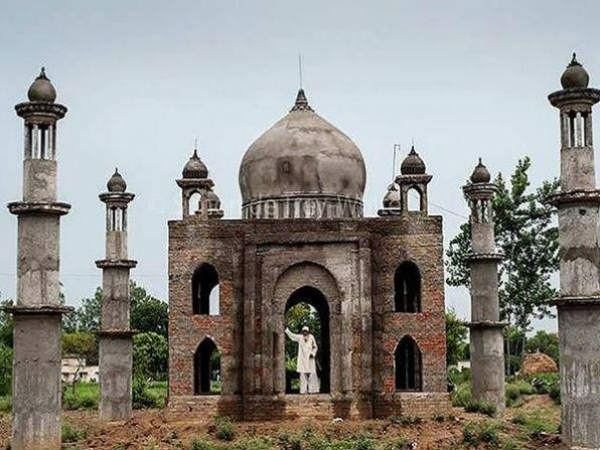 భార్య పై ప్రేమతో తాజ్ మహల్ నిర్మాణం భార్య పై ప్రేమతో తాజ్ మహల్ నిర్మాణం