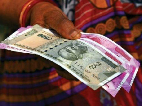 తప్పుదోవ పడుతున్న వితంతు పెన్షన్ల పథకం