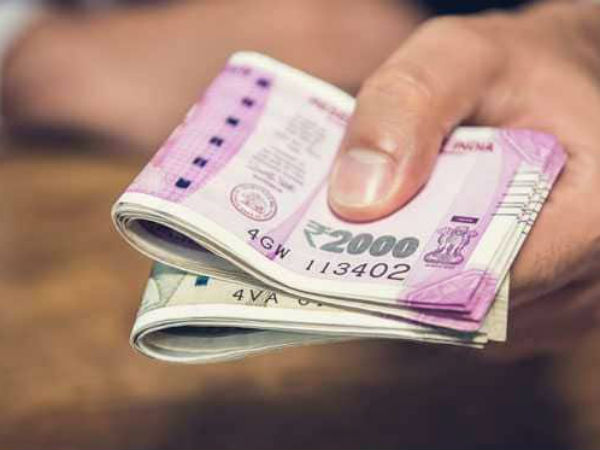 భర్త బతికుండగానే ప్రతి నెల రూ.3వేలు వితంతు పెన్షన్