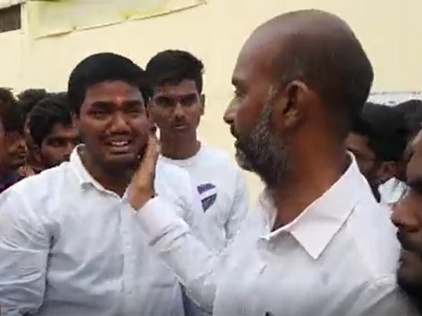 Karimnagar Assembly Election: BJP cadre emotional after Bandi Sanjay defeat Karimnagar Assembly Election: BJP cadre emotional after Bandi Sanjay defeat