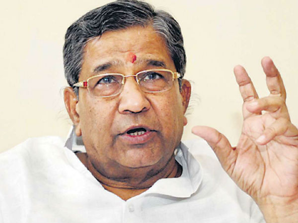 ప్రధాని పేరు ప్రకటనపై అప్పుడే తొందరెందుకు: ఎస్పీ