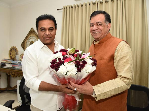 ఆలింగ‌నం