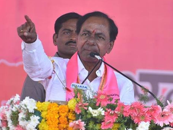 టీఆర్ఎస్‌లోకి వస్తామని కాంగ్రెస్ ఎమ్మెల్యేల ఫోన్లు