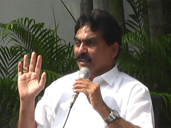  లగడపాటి సర్వేపై కేటీఆర్