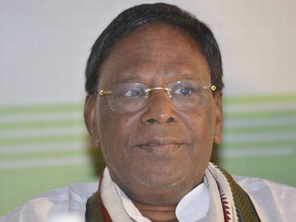 Snake enters a mans house...you know whom he called? Snake enters a mans house...you know whom he called?