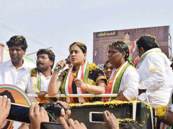 కేసీఆర్‌కు రాములమ్మ చెబుతున్న జాతకం ఇదే