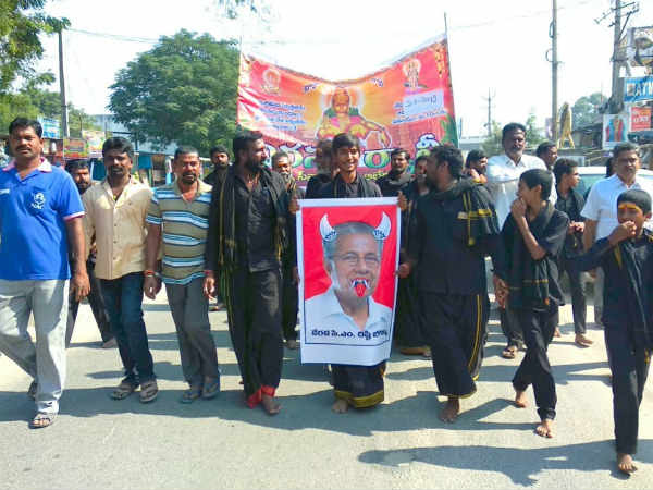 ayyappa devotees and bjp cadre protest against to sabarimala issue