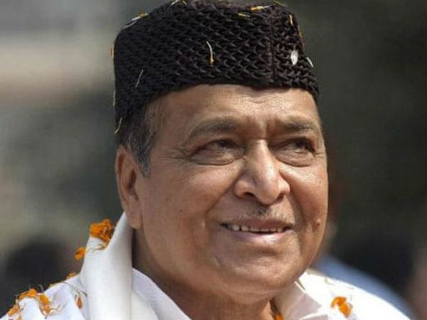 తల్లి జోలపాటలతో సంగీతంపై మక్కువ