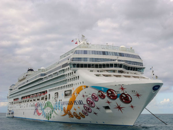 డ్రీమ్ క్రూయిజ్ షిప్