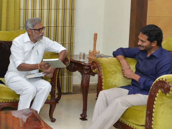  దగ్గుబాటికి టీడీపీ సూటి ప్రశ్న