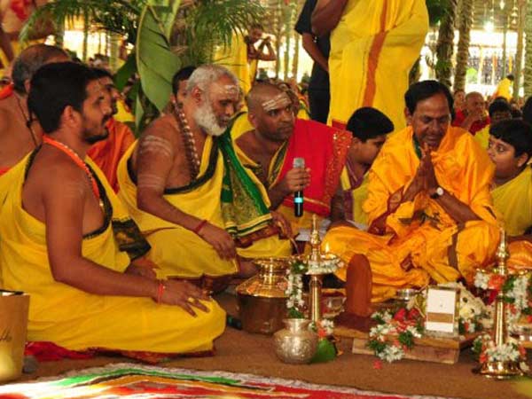 మూడు పద్ధతుల్లో సప్తశతి మూడు పద్ధతుల్లో సప్తశతి