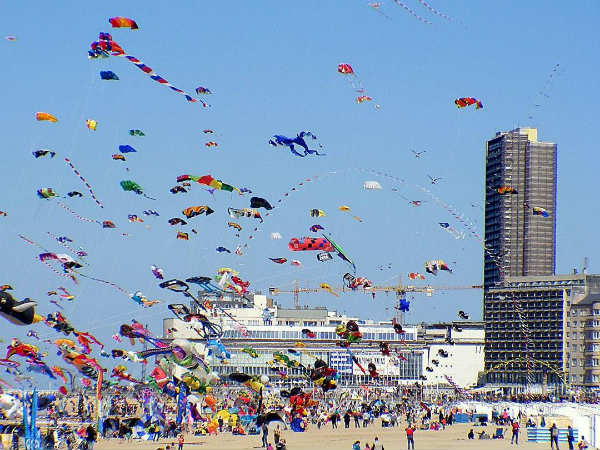 నోరూరించే వంటకాలు.. సాంస్కృతిక కార్యక్రమాలు