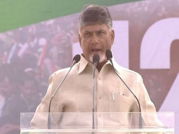 మోడీ పబ్లిసిటీ మాస్టర్ ...దేశానికి పనిచేసే ప్రధాని కావాలి