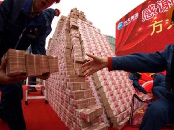 గతంలో పరిమిత సమయంలో తీసుకెళ్లినంత డబ్బు గతంలో పరిమిత సమయంలో తీసుకెళ్లినంత డబ్బు