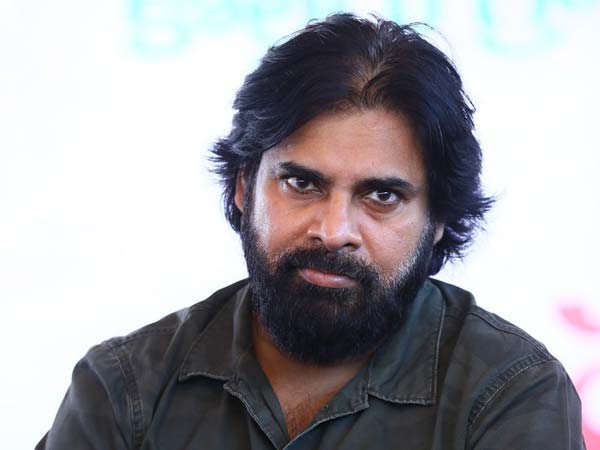 పవన్ కళ్యాణ్‌ను అభిమానించే వారిలో వీరు ముందు